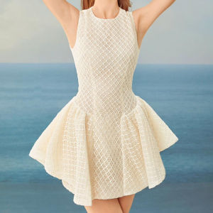 Cat Play Haiha แบรนด์ดีไซเนอร์เวียดนาม แขนกุด ถัก ตาข่าย ชุดราตรี สไตล์ลมอ่อนโยนสําหรับคอกลมทุกฤดูกาล กระโปรงสั้น