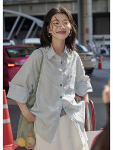 Mixd | Áo Blouse Dài Tay Sọc Xanh Nhạt Kiểu Hàn