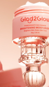 Glad2Glow Pmomegranate Niacinamide Brightening Moisturizer Whitening Glowing Gel Moisture Day Night Face Cream(30g)