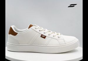 Lightweight Sneakers for Daily Use: Smasher Mens Sneakers & Bryken White