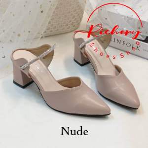 New!!! งานพรีเมี่ยม รองเท้าส้นสูง 2.5 นิ้ว รุ่น 6-110 6-110A หัวแหลม เปิดส้น สายเพชรคล้อง หนัง PU อย่างดี พื้นรองเท้าซัพพอร์ทเท้า งานฝีมือคนไทย