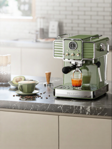 Petrus | Retro Green Compact Semi-automatic Espresso Machine