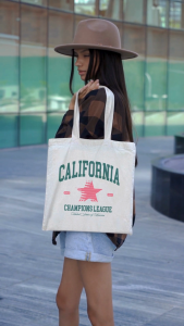 Tas Totebag Wanita Pria Kuliah Kerja Blacu Tebal Sablon Resleting Gaya Vintage Varsity Keren