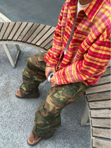 เสื้อเชิ้ตแขนยาวลายสก็อตสไตล์อเมริกัน Cleanfit สำหรับผู้ชายและผู้หญิง แจ็คเก็ตกันแดด ทรงหลวม ปกโปโล แฟชั่นฤดูใบไม้ผลิ