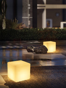 JUYU | Waterproof Solar Outdoor LED Cube Lamp