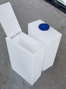 Outdoor Vertical Plastic Water Bucket Food Grade Storage Tank Square Narrow Bucket for Car Washing Hands Portable Camouflage