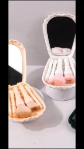 Brush Set 5 Pcs Shell Shaped Case with Mirror Kuas Make up Model-KS045