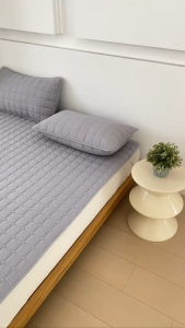 Waterproof Mattress Protector Cover Queen/King/Single Mattress Protector Topper Fitted Bedsheet