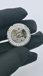 Watch PT5000 automatic mechanical movement 25 jewels date wheel 28800/ hour frequency Watch accessories Replacement ETA2824-2
