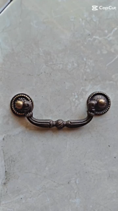 Tarikan Laci Meja Kuningan Antik Motif Arsip Ukir 9 cm