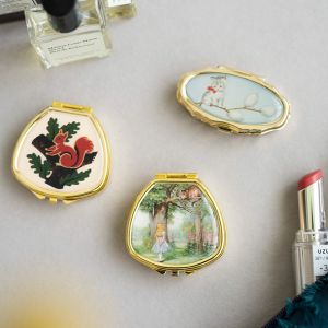 Son Dưỡng Môi Andrea Garland Handmade Portable Aromatic Moisturizing Small Vintage Style Lip Care Oil for Nails And Lips