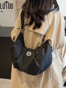 กระเป๋าสะพายข้างผู้หญิงสีดำ 2025 กระเป๋าสตางค์แบบลำลอง กระเป๋าสตางค์แบบมีซิป ความจุขนาดใหญ่ กระเป๋าสะพายข้างแบบลำลอง