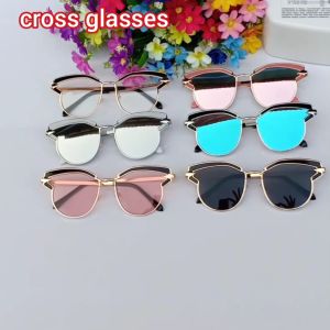 UV400 แว่นกันแดดคุณภาพดี สไตล์แฟชั่น รหัส SGUV23 - แว่นกันแดดเส้นเลือดแบรนด์