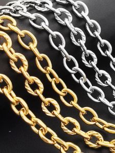 สร้อยข้อมือไททาเนียม 18K ลายคริสตัล เครื่องประดับแฟชั่น เครื่องประดับไม่ซีดจาง อุปกรณ์ DIY สร้อยข้อมือสีทอง