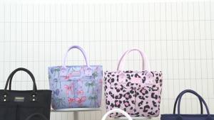 Spacious Wide-Opening Lunch Bag for Office Workers and Students RH2556
