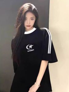 Country Trendy American Retro Three Bars Raglan Short Sleeve T-Shirt: A Fashion Must-Have for Summer Women's Clothing