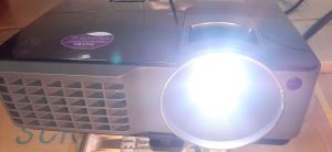 Máy chiếu benq mw516 HD FULLHD mới 93% giá rẻ chính hãng