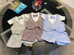 Bộ vest ghi lê bé trai quần short áo thun từ 1 đến 6 tuổi set quần áo công tử cho bé chúc Tết gồm áo ghi lê quần áo thun và nơ xinh xắn