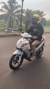 UltimateCare Tire Shine Semir Ban Motor Mobil Berkualitas Masa Kini