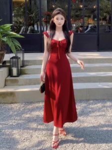 French Vintage Red Strap Dress Womens Summer New Slimming Elegant High Waist Midi A-Line Skirt Commute Style Butterfly Knot