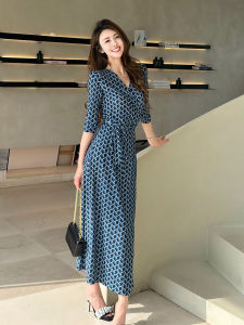 Elegant One-Piece Wrap Dress Vacation Beach Style Womens Scent Light Rainy French Lady Atmosphere Autumn Seven-Sleeve V-Neck Dress