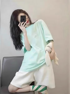 Áo Thun Màu Xanh Lá Mạ Cotton Sơ Mi Form Rộng