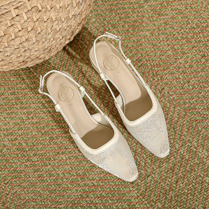 2024 Summer New Toe Cap Sandals Womens New Chinese Style Embroider National Style Apricot Square Toe Chunky Heel Ankle-Strap Buckle Shoes