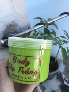HỘP 500G.KEM BODY CẤY TRẮNG ARBUTIN X 10.KHỬ DA VÀNG (CÓ BỘT TẨY TRẮNG BODY ) . CHẤT KEM PHÔ MAI ĐẶC ÚP KHÔNG ĐỔ. KEM CÓ MAKEUP KHÁNG NƯỚC CHỐNG NẮNG NHẸ NHẸ