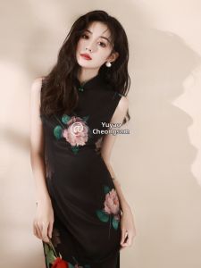 Retro Elegant Black Qipao