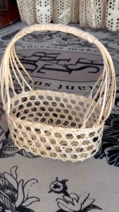 ชะลอม ทรง " ตะกร้า "