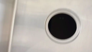 Fuerkaซิงค์ล้างจาน 2 หลุม ขนาด 82×45×21 ซม. พร้อมก๊อกน้ำ สแตนเลสแบบฝังอุปกรณ์ครบชุด