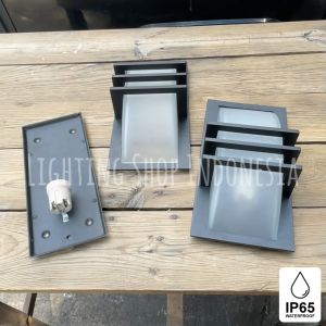 Lampu dinding taman minimalis kaca tebal fiting E27 teras outdoor waterproof wall lamp light IP65