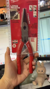 Milwaukee คีมปากแหลม 8 นิ้ว 48-22-6101