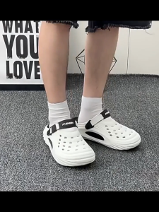 Men Urban Streetwear EVA Clogs Lightweight Non Slip Indoor Outdoor Casual Hole Sandals
