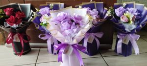 Buket bunga artficial size s