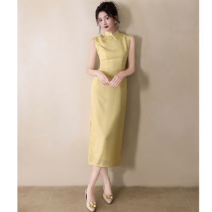 Đầm Qipao Màu Vàng Đơn Giản Sang Trọng