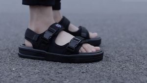 บุรุษสตรีผู้หญิง รองเท้าแตะฤดูร้อนกีฬาชายหาดสบาย ๆ เดินรองเท้ามีสไตล์ รองเท้ารัดส้น รองเท้าแตะผู้ชาย รองเท้าแตะชาย