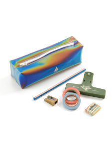 กระเป๋าใส่ปากกาสีรุ้งสุดเก๋ไก๋ ดีไซน์เรโทร กระเป๋าใส่ของสะพายข้างแบบเปิด-ปิดด้วยซิป วัสดุ TPU เหมาะสำหรับเยาวชน