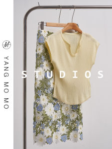 French Knitted Lace Floral Embroidery Short Sleeve Top And Half Skirt Set Elegant Fashionable Womens Clothing V-Neck Pullover