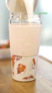 [เครื่องปั่นแบบพกพา ระบบการสำรอง ไร้สาย USB รับประกัน 1 ปี SAMONO SW-Y9]