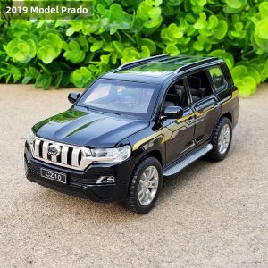 CHEZHI | Sound and Light Pull-back Metal Car Model 1:32