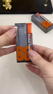 กล่องไหมขัดฟันแบบเติมได้ 10ก้าน/กล่อง (คละสี) ไหมขัดฟัน กล่องเก็บไหมขัดฟัน แบบอัตโนมัติ