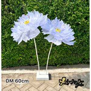 Standing Bunga Dekorasi Pelaminan Motiv Gerigi Bunga diameter 60cm Bahan Kain Organdi 2 Cabang Lampu Taman Hias Ruang Tamu Tampilan Estetik
