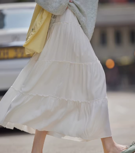 Mixd | Loose Fitting Women Knit Sweater Blue Wool Half Sleeve