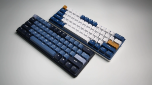 RK ROYAL KLUDGE RK61Plus Hot Swappable Mechanical Keyboard Wireless/Wired Bluetooth 2.4g USB C Gaming Keyboard RGB Custom Keyboard for Computer PC Phone