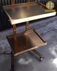 Xe Đẩy Mạ Vàng 2 Tầng Kệ Inox Mạ Vàng. Dùng Trong Phun Xăm Thẩm Mỹ