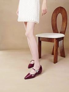 Reddragonfly | Elevated Heel Mary Jane Shoes