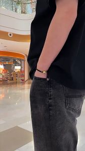 แม่เหล็กติดมือถือ ที่วางมือถือแม่เหล็ก คลิปออน ที่วางโทรศัพท์ในรถ หมุนได้ 360 องศา ขนาดเล็กและพกพาได้