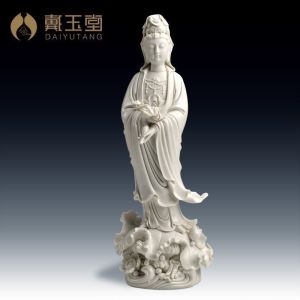 Dai Yutang Ceramic Blanc De Chine Guanyin Bodhisattva Ornaments Offering Home Ruyi Alocasia Macrorrhiza Buddha Statue Standing Statue