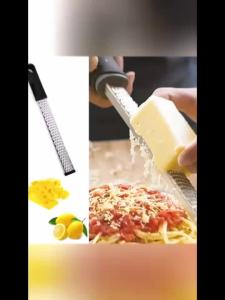 2 Cái Dụng Cụ Cắt Rau Củ Quả Đa Năng Dụng Cụ Nạo Phô Mai Nạo Vàng Cam Nạo Gừng Nạo Socola Gọt Vỏ Trái Cây